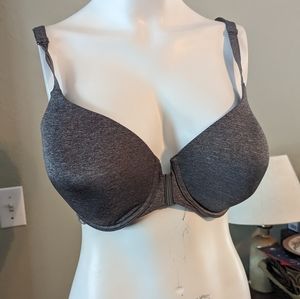 Modern Movements Gray Bra Size 40D  underwire and lace bra